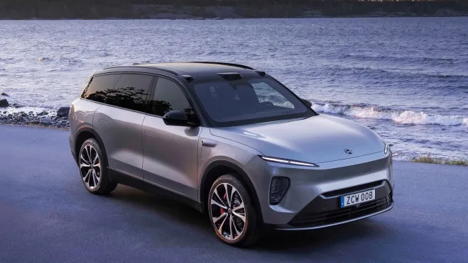SUV NIO