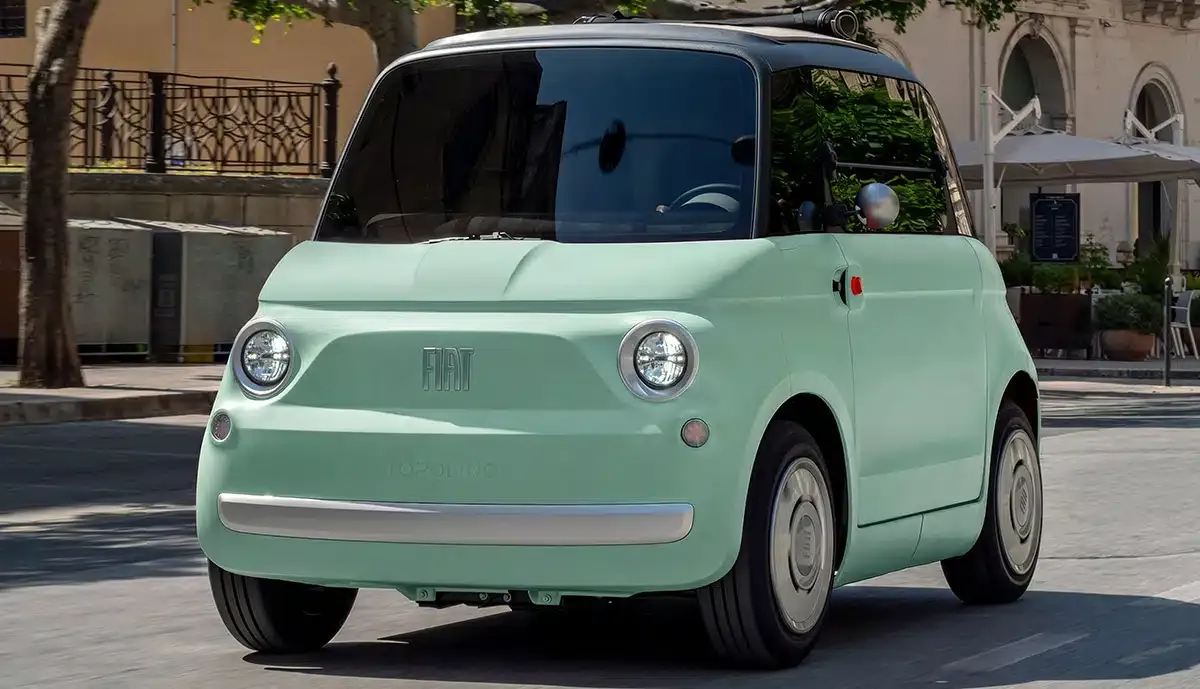 Dostępny nowy Fiat Topolino Dolcevita z płóciennym dachem.