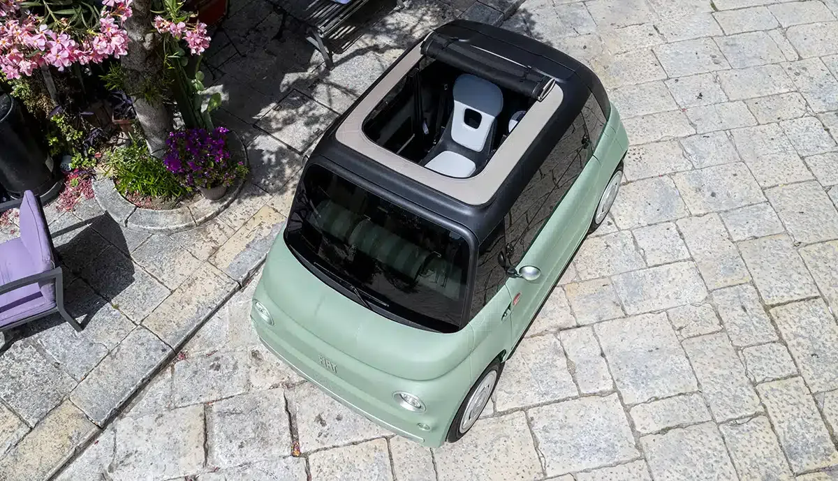 Fiat-Topolino-Dolcevita-mit-Stoffverdeck-2026-2