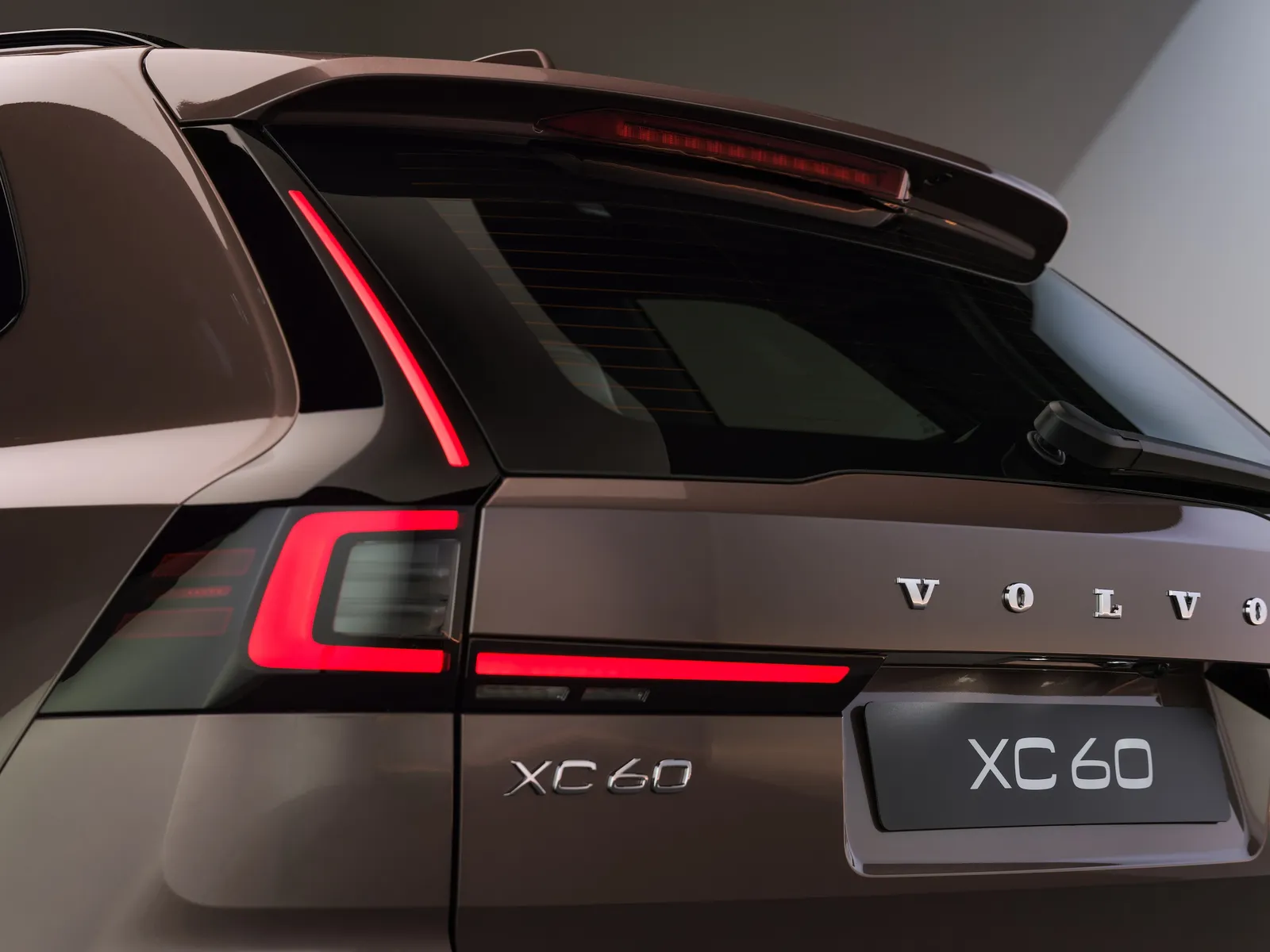 Anche la parte posteriore è per lo più nuova (Immagine: Volvo)