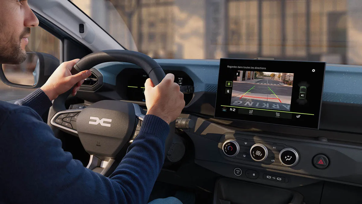 Nieuwe Dacia Spring interieur