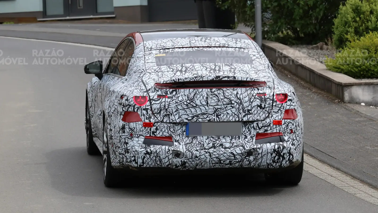 Elektrisches Mercedes-AMG Klasse C Prototyp – hintere Ansicht