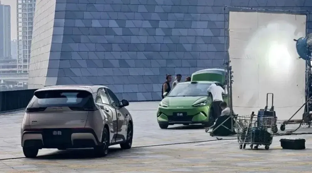 BYD Great Seagull的新泄露图展示了其最终设计,还有超快闪充功能?