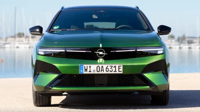 opel astra sports tourer elétrico 2