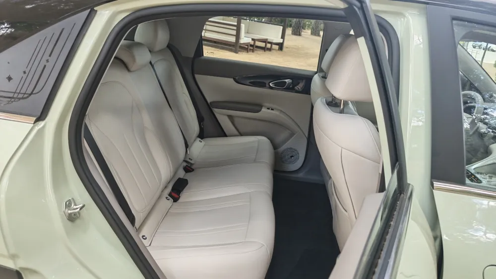 Geely E2 ¿Peligro BYD Dolphin Surf Desde 13.090 € hasta 497 km probamos mayor rival Geely E2 (8)