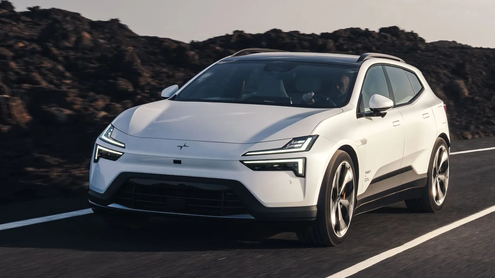 Polestar 4 SUV: 630 km Reichweite und viel Platz