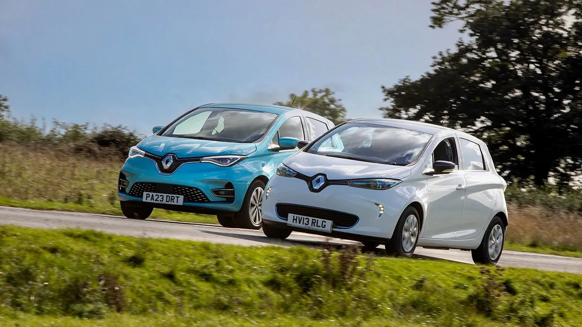 Presos del pánico por los precios de los combustibles, los europeos buscan coches eléctricos de segunda mano