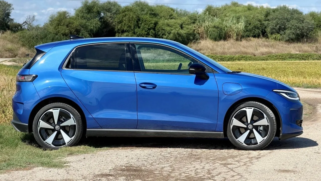 Probamos el Volkswagen ID. Polo, un coche eléctrico muy redondo que quiere destronar al Renault 5