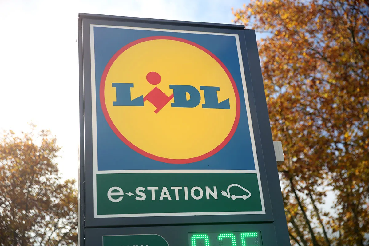 Aufladen von Elektroautos: Lidl kündigt den niedrigsten Preis auf dem Markt an