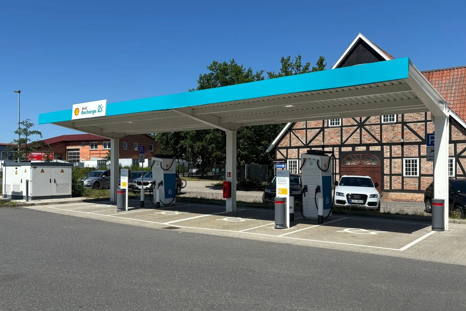 Shell Recharge modernizza 150 punti di ricarica rapida in Germania