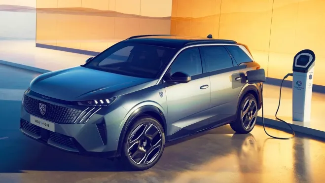peugeot e5008 suv electrico hibrido enchufable 2