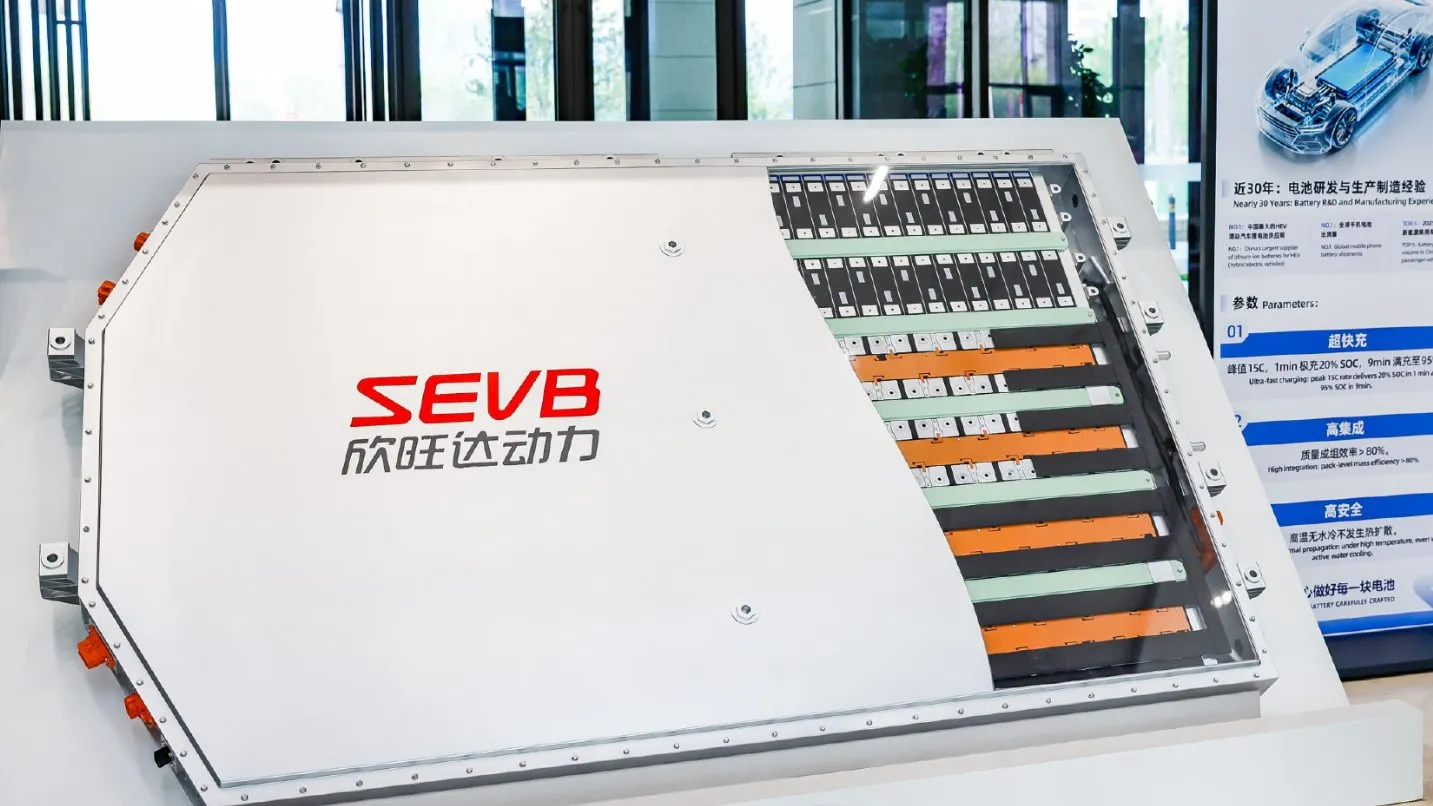 Sunwoda schließt sich dem Wettlauf um schnelles Laden in China an, mit einem Batteriesystem, das eine Aufladung von 10 % auf 97 % in 9 Minuten verspricht.