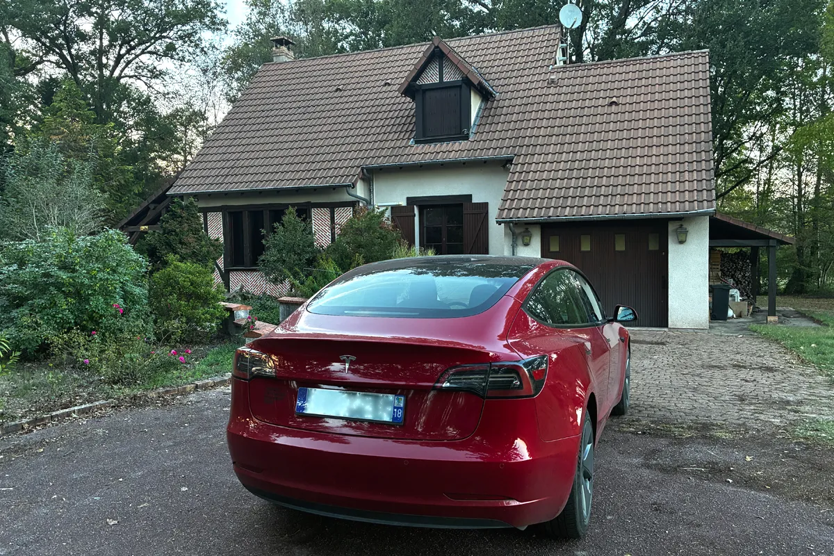Témoignage – Bruno a parcouru 76 000 km en Tesla Model 3 pour seulement 3,33 € aux 100 km