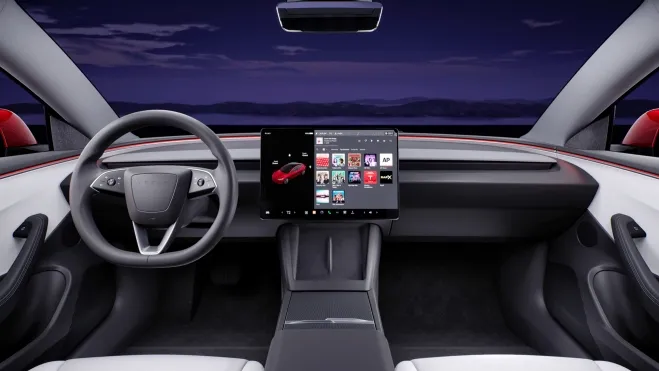 INTERNO TESLA