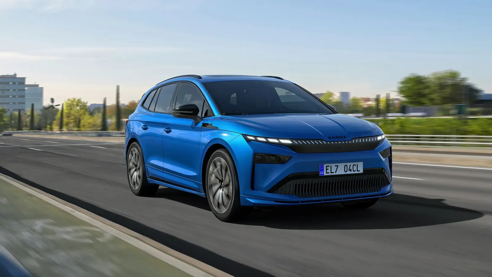 Skoda Enyaq dianteira