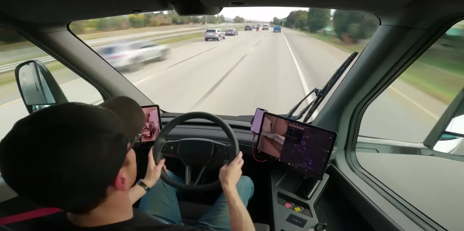 Tesla Semi recebe encomenda de 2.500 caminhões, dobrando a frota elétrica de Classe 8 nos EUA