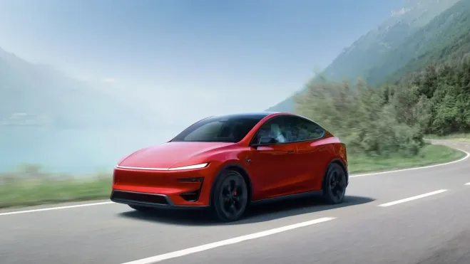 tesla model yl