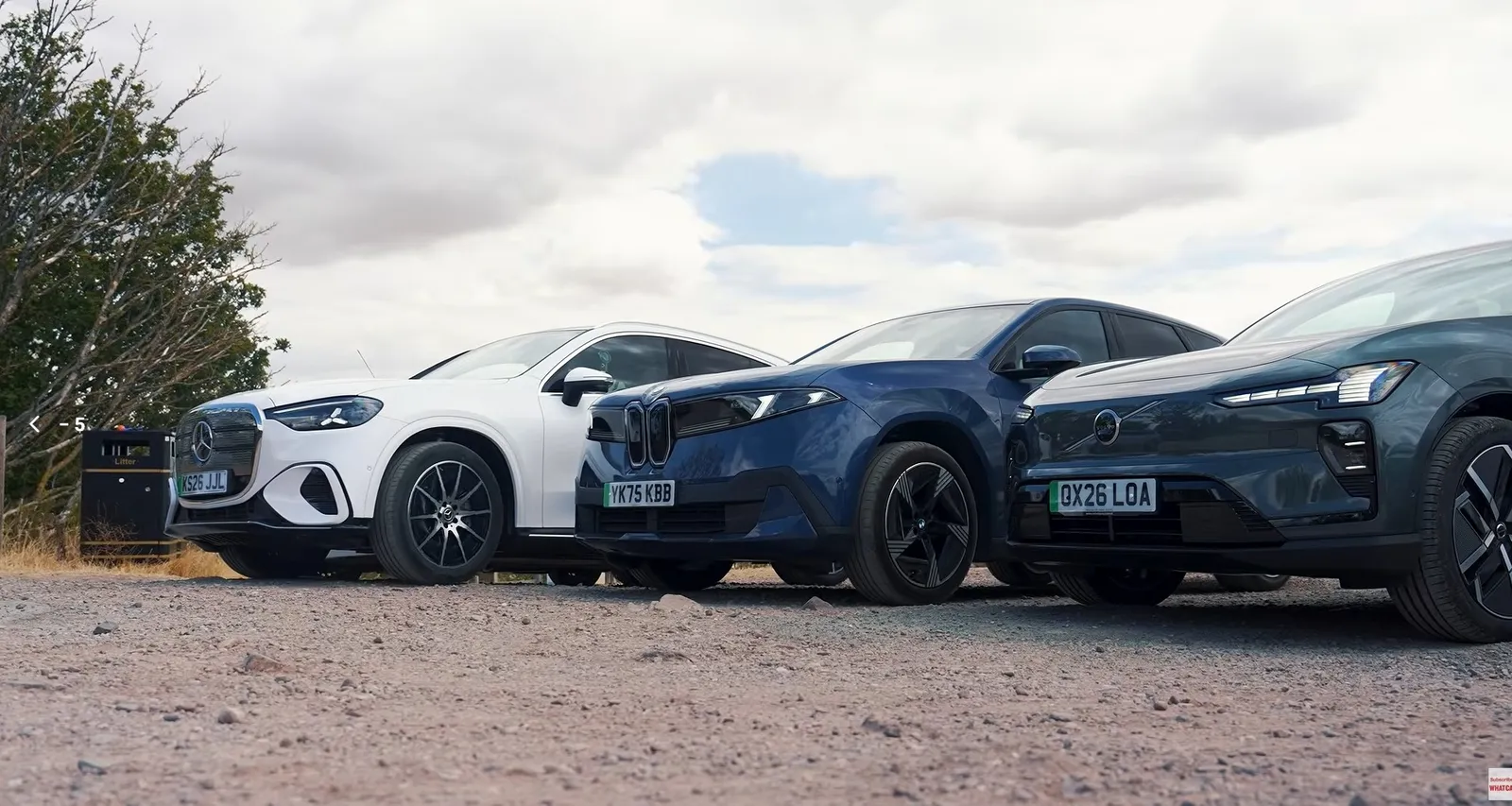 TEST: Mercedes GLC kontra BMW iX3 kontra Volvo EX60. I Tesla Model Y na przyczepkę – realny zasięg samochodów [YouTube]