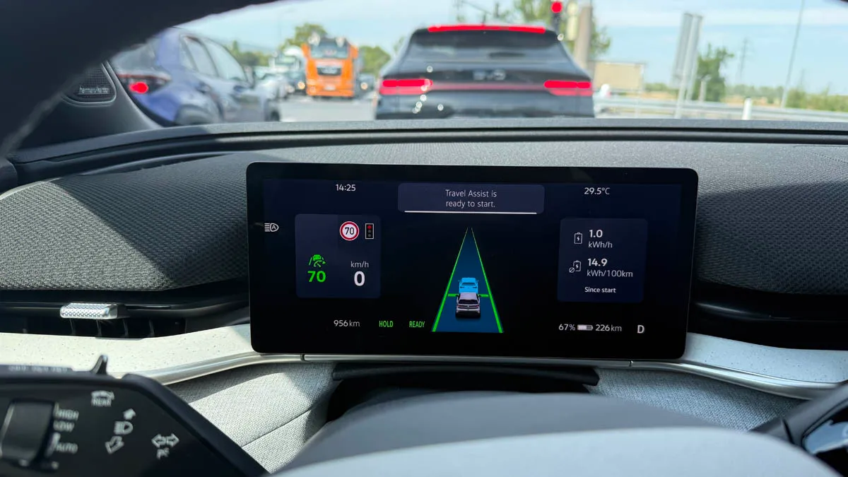 Test dei sistemi di assistenza alla guida della Volkswagen ID. Polo 2026