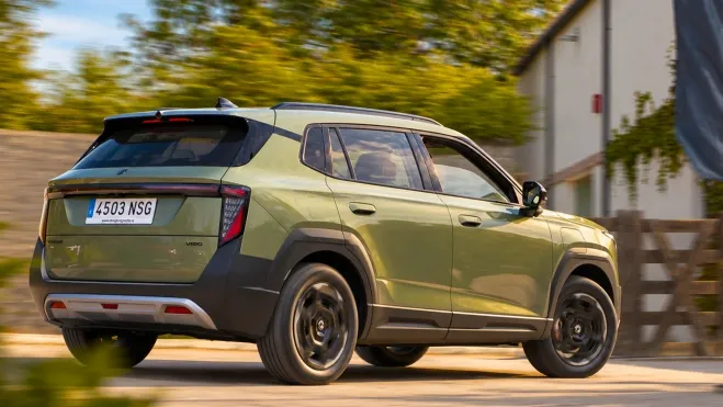 Elektryczny SUV Dongfeng Vigo, hybryda MAGE PHEV z możliwością ładowania 3