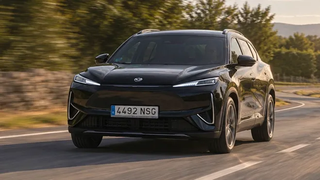 Elektryczny SUV Dongfeng Vigo Mage PHEV hybrydowy z możliwością ładowania 7