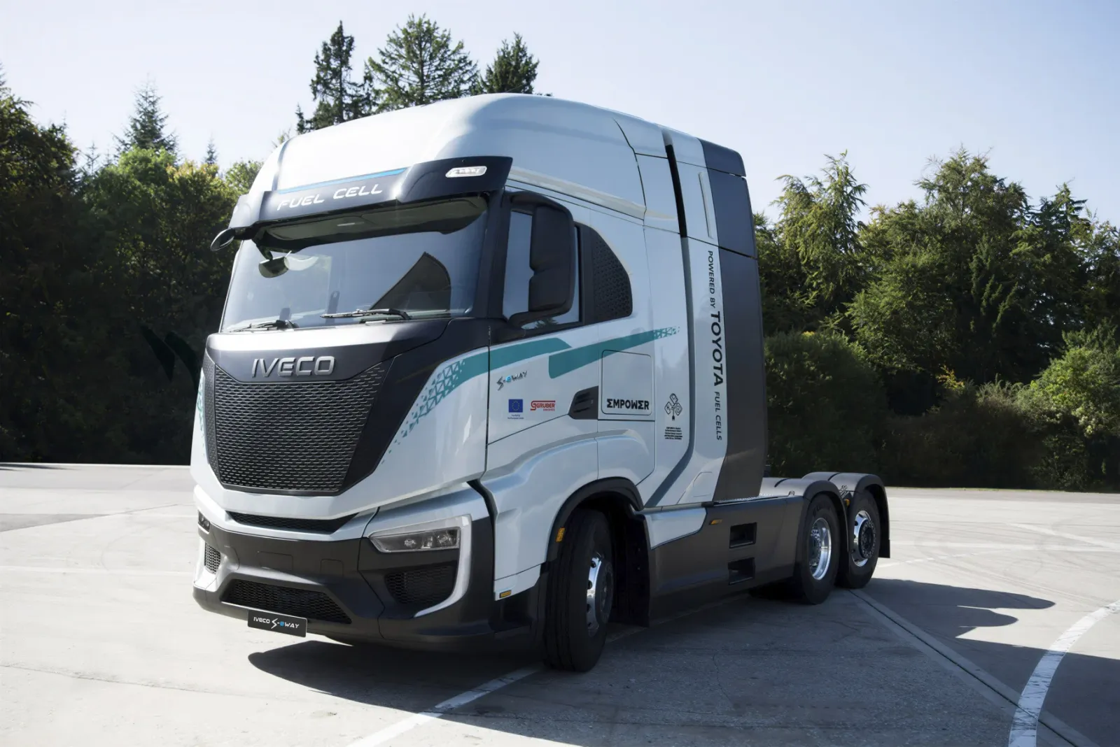 Toyota brings fuel cell technology to Iveco Trucks