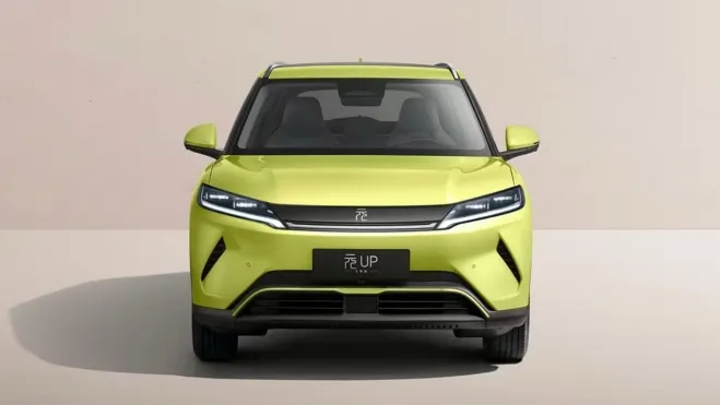 Przód modelu BYD Yuan Up