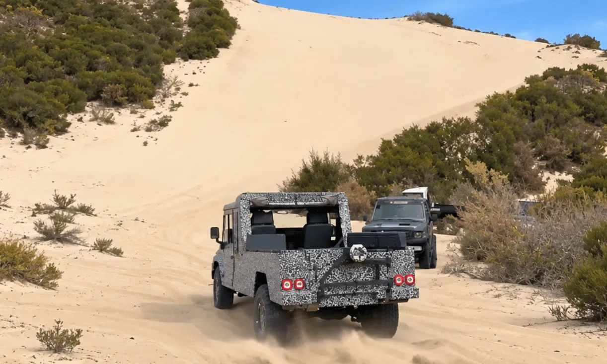 UMM elétrico subiu a maior duna de Portugal
