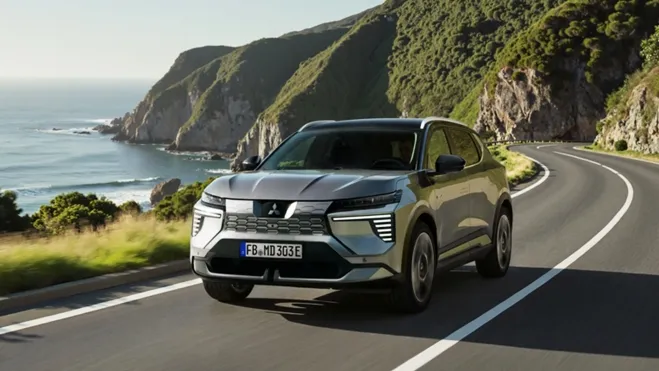 Suv elettrico Mitsubishi Eclipse Cross prodotto a Palencia, Spagna, Renault 3