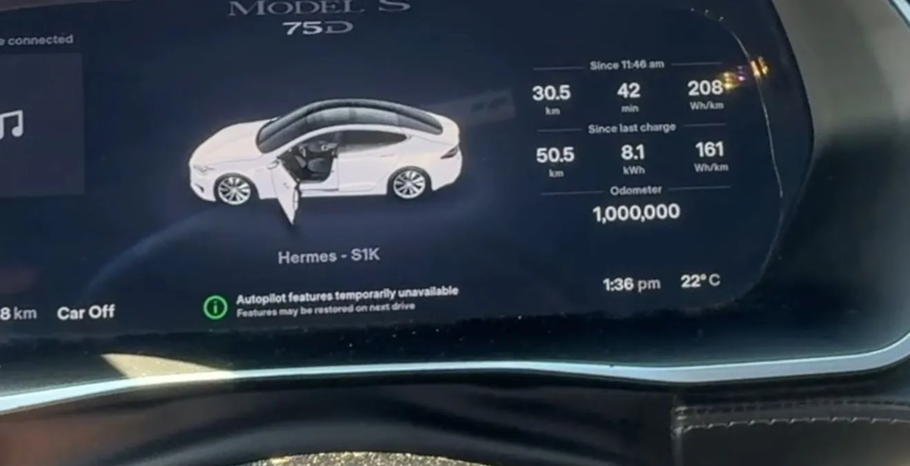 Um milhão de quilômetros com seu motor original: a incrível história deste Tesla Model S