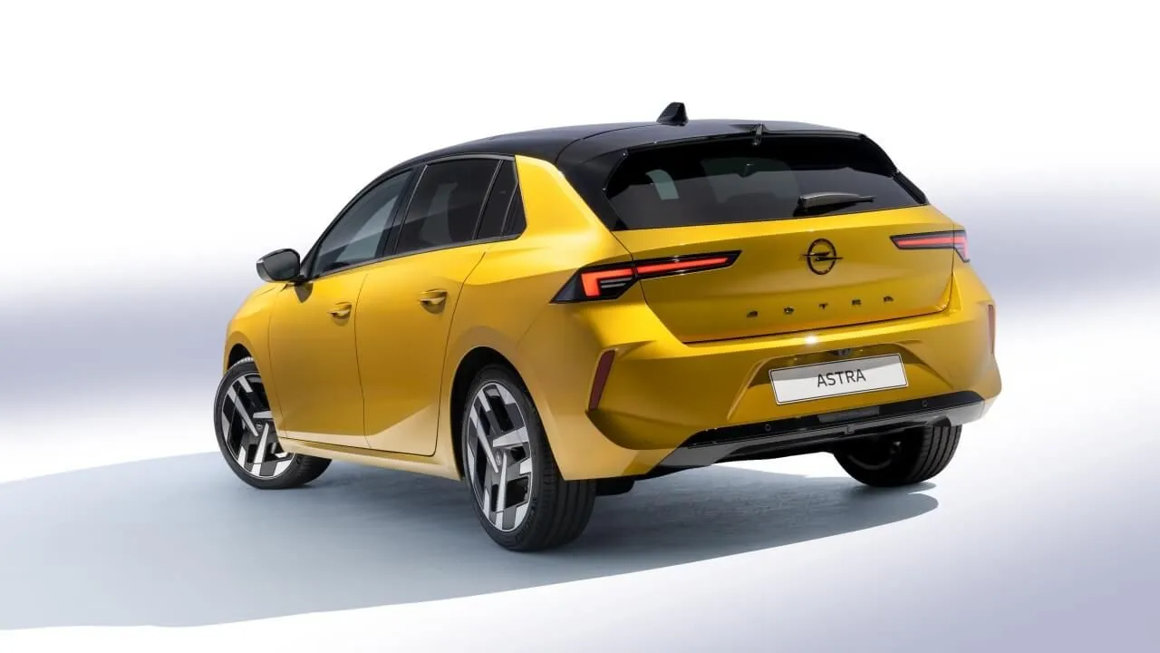 Una nueva víctima de la fiebre SUV: el próximo Opel Astra será muy diferente al modelo actual
