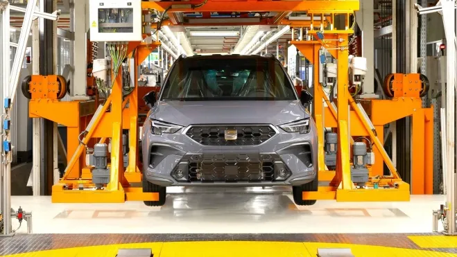 SEAT y CUPRA quieren fabricar hasta 300.000 coches eléctricos al año en Martorell, y la nueva planta de ensamblaje de baterías resulta crucial.