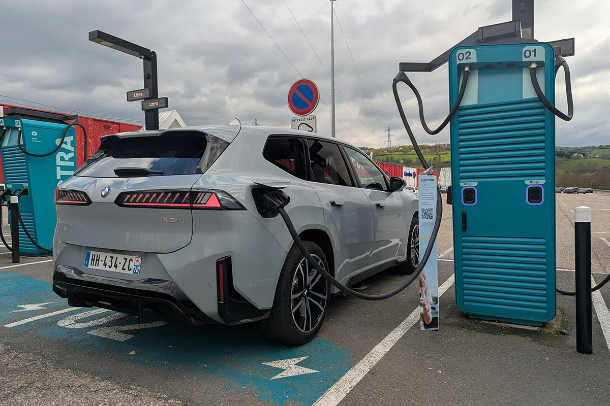 Vendas de carros elétricos: um agosto espetacular na Europa, confira o top 10 das matrículas