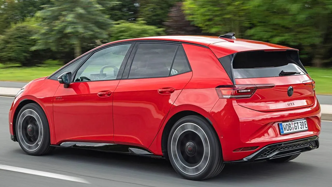 Volkswagen ID.3 GTI: il fratello elettrico del Golf GTI ha 326 CV e trazione posteriore