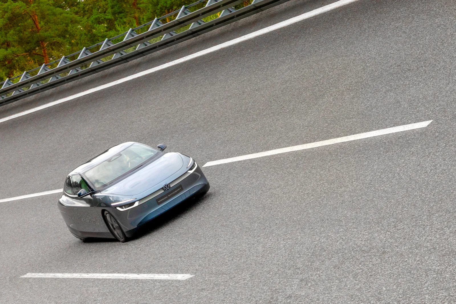Volkswagen Mission Efficiency erreicht laut Straßentest 9 Meilen pro kWh.