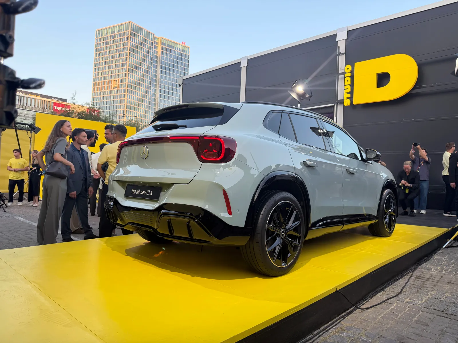 Volvo aggiorna i modelli XC40, EX40 e EC40: cambierà il design e arriveranno nuove tecnologie - IMG 7106