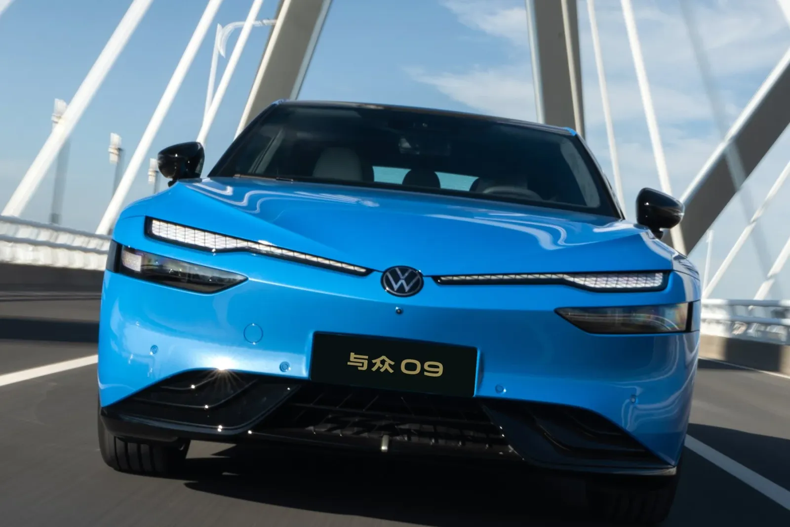 O VW ID. UNYX 09 entra em pré-venda na China