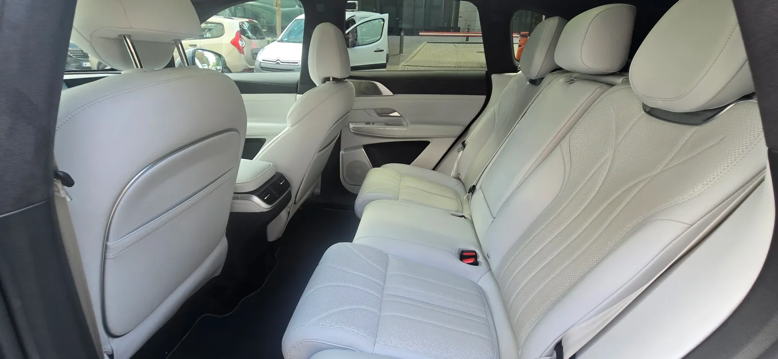 XPENG G9: 391 kW beim Laden und 12 Minuten bis zu 80 Prozent. „Elektroautos“ entwickeln sich schnell – XPENG G9 33
