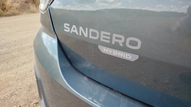 dacia sandero hibrido 155 hybrid prueba test 9