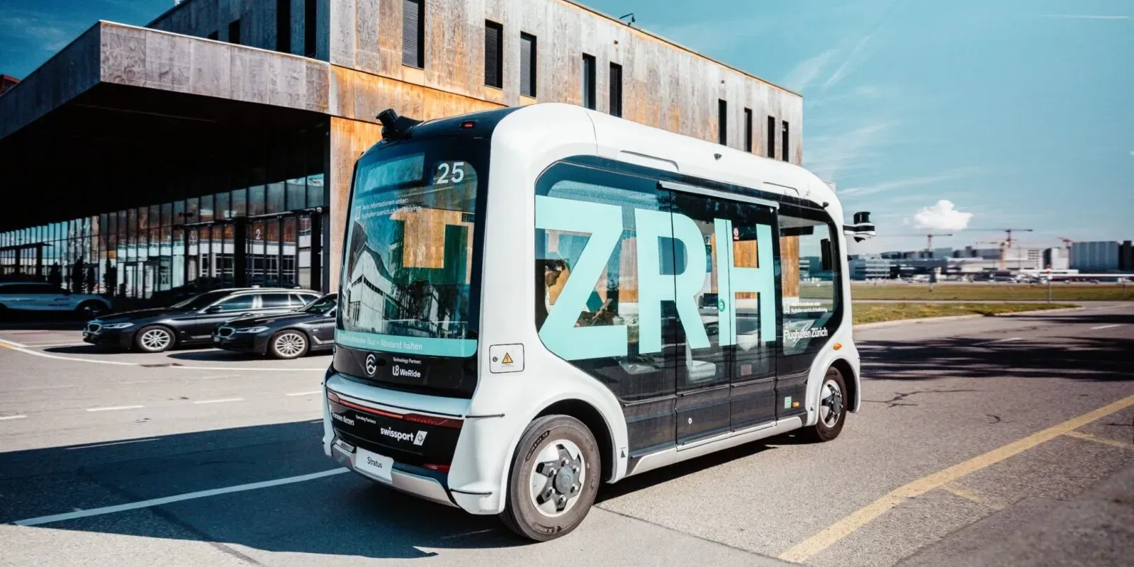Zürich Airport deploys L4 autonomous shuttle – WITHOUT a human monitor