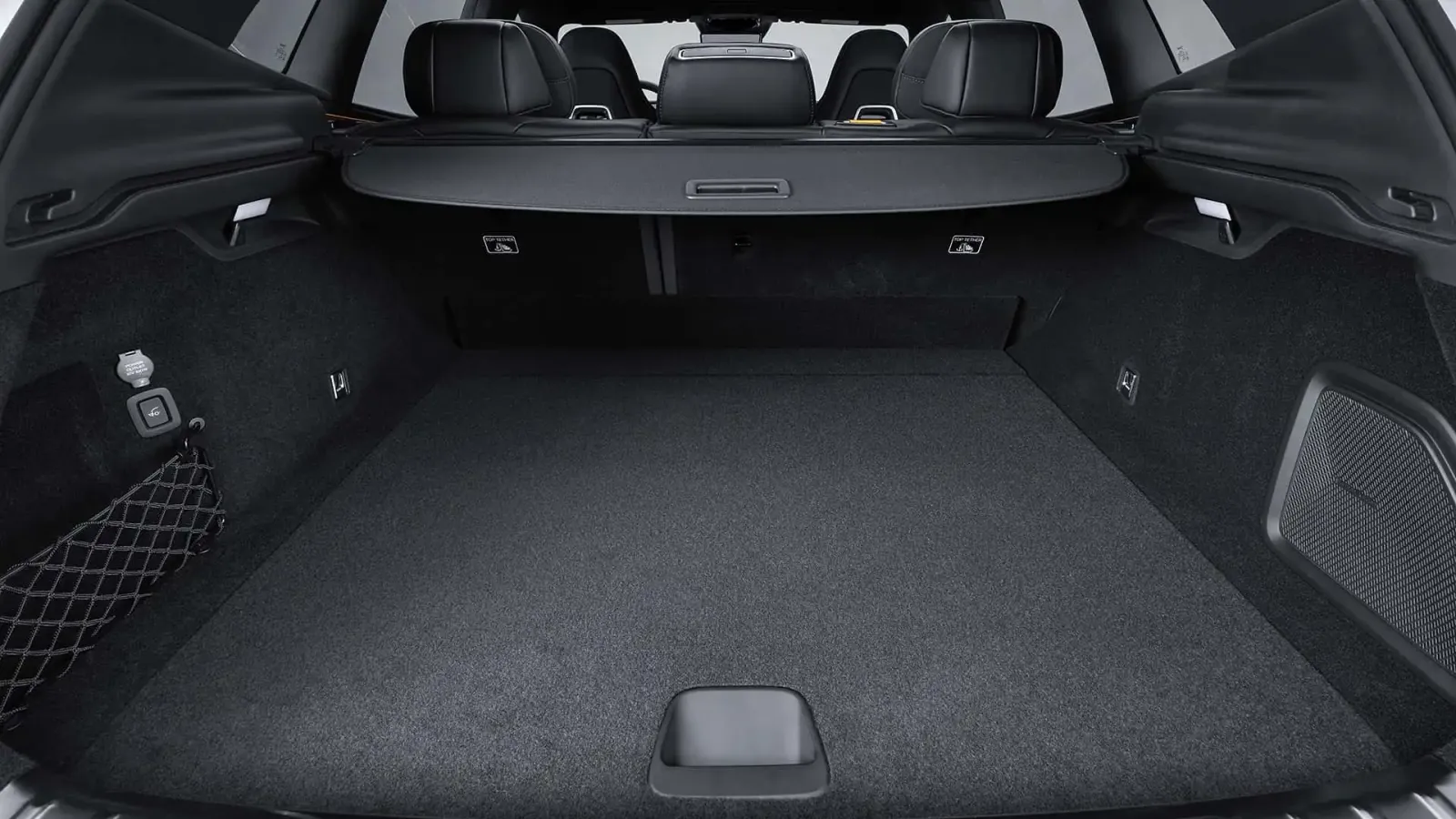 Polestar 4 SUV (2027): The interior