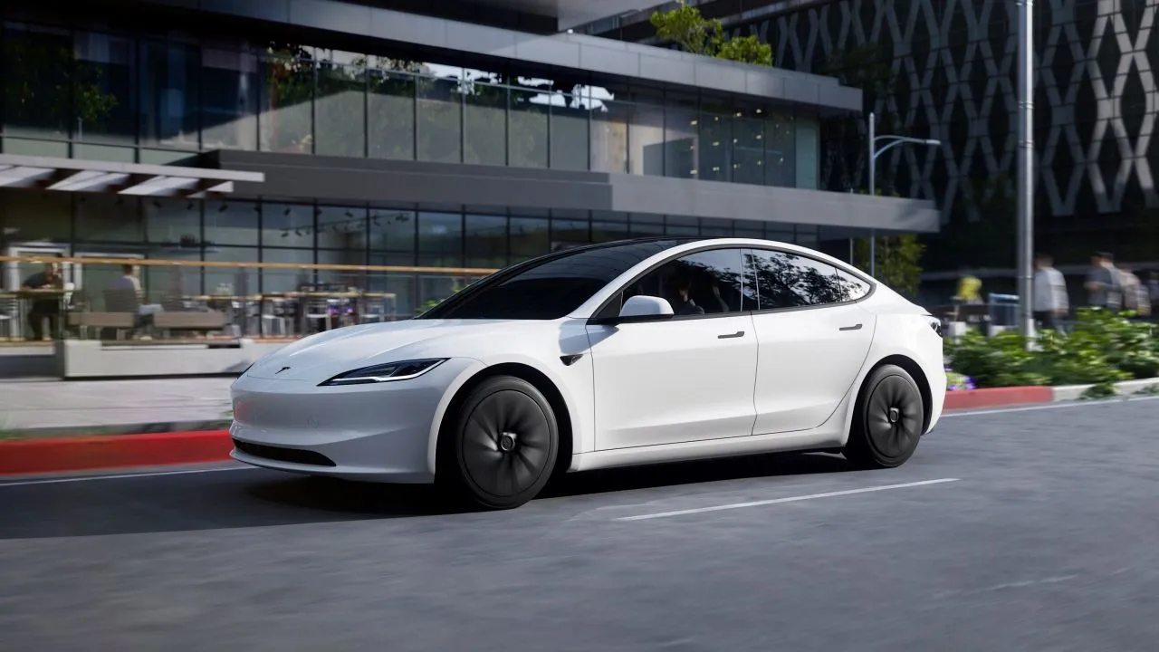 Did you just buy a Tesla Model Y or Model 3? Here’s how to better care for your battery with each charge cycle