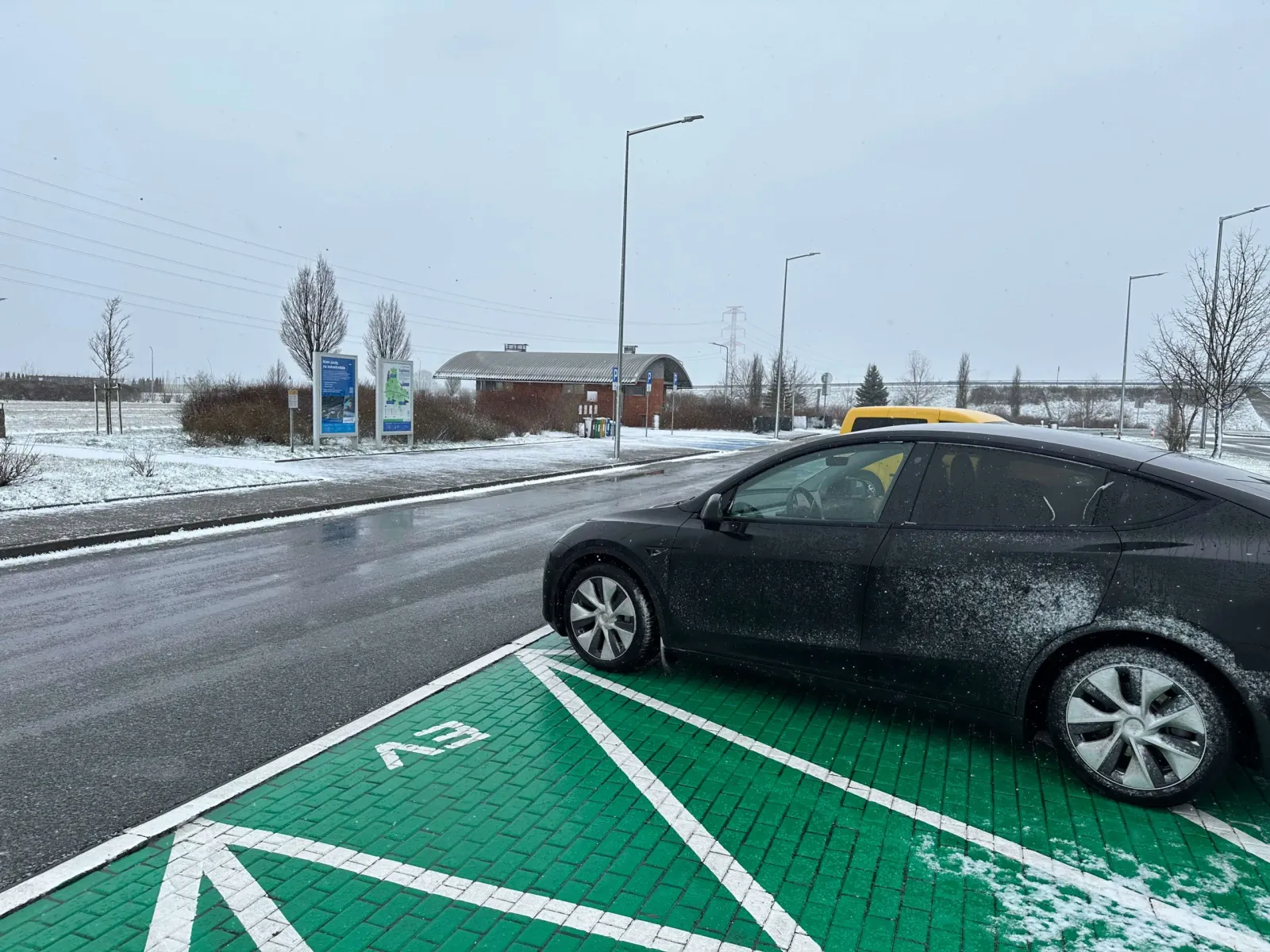 Gelo, neve e eletricista. Como não perder a conexão nem a calma quando a temperatura cai – dicas práticas