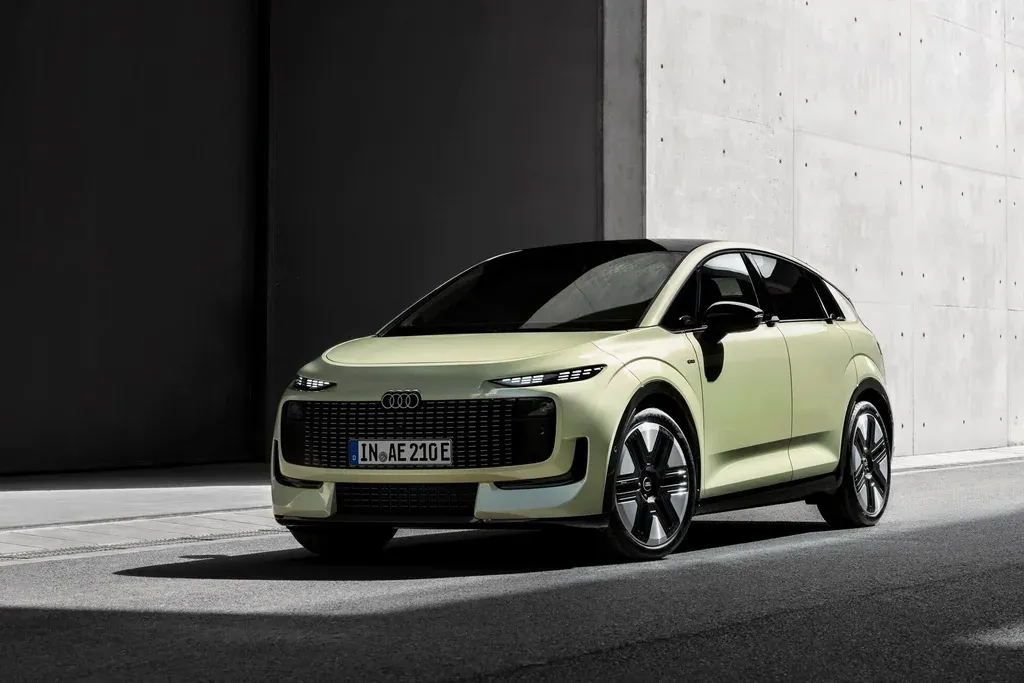 Audi unveiled the ultra-efficient electric crossover A2 e-tron
