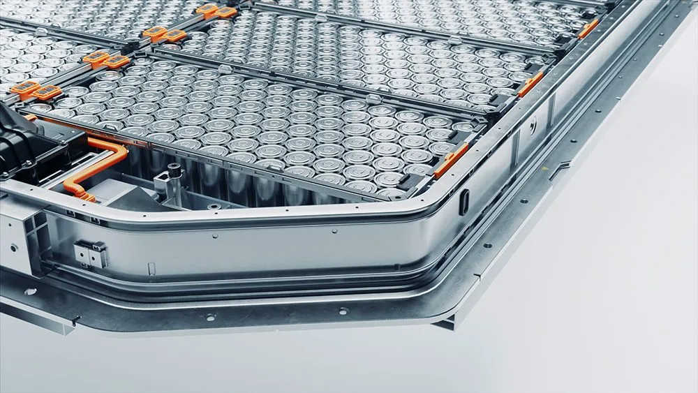 AVILOO’s independent EV Battery Report compares battery life in 20 popular EV models