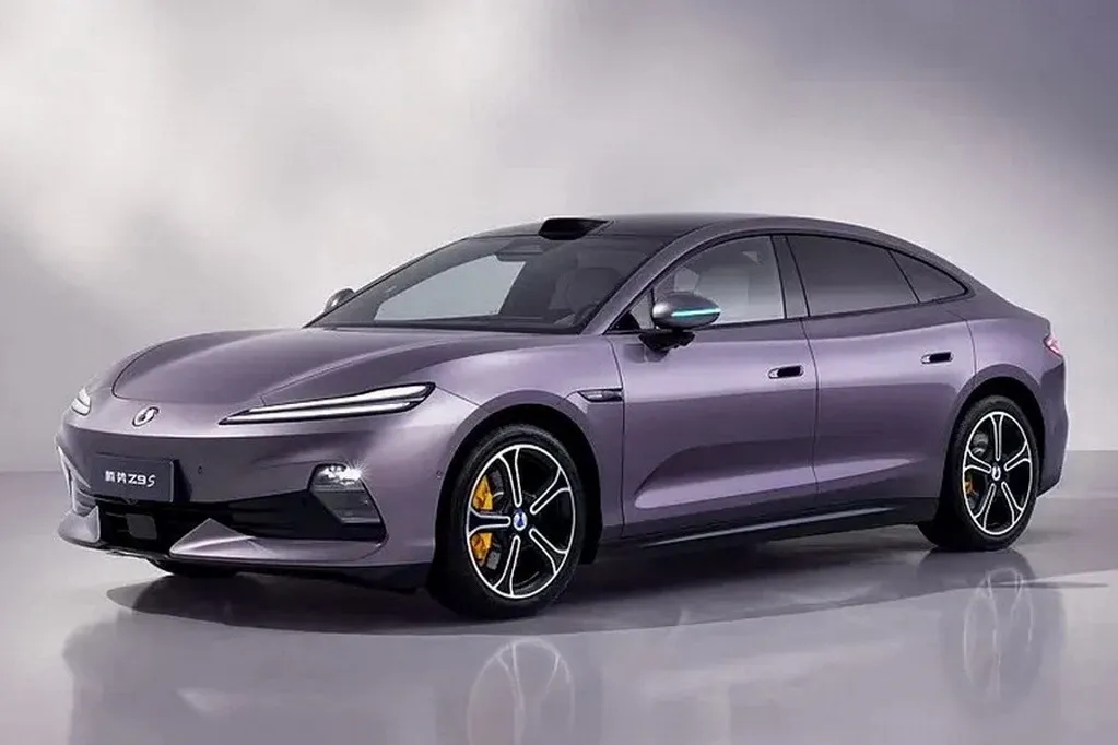 BYD unveiled the record-breaking electric sedan Denza Z9S