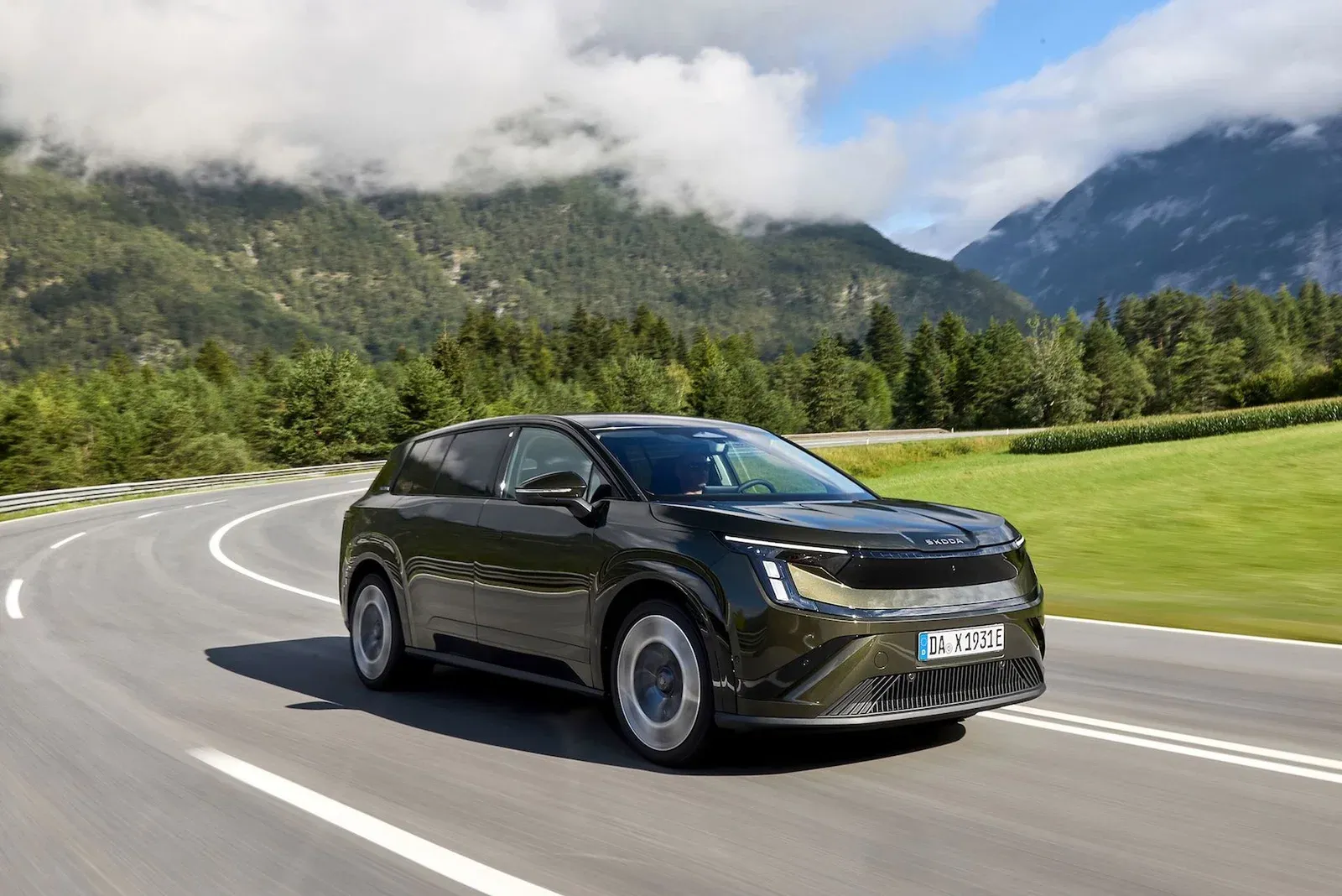 Škoda Peaq 90x у огляді: достатньо простору для сім’ї