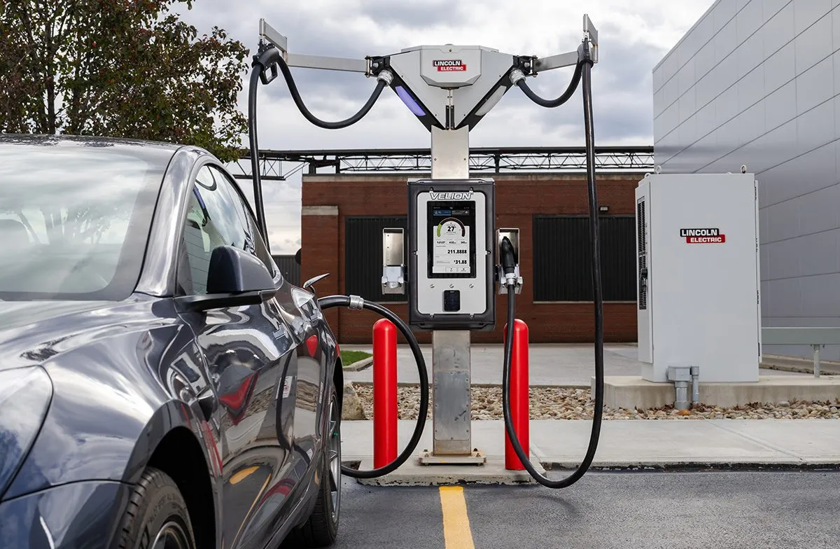 Os carregadores de veículos elétricos da Lincoln Electric obtêm a certificação do produto NEMA Make It American