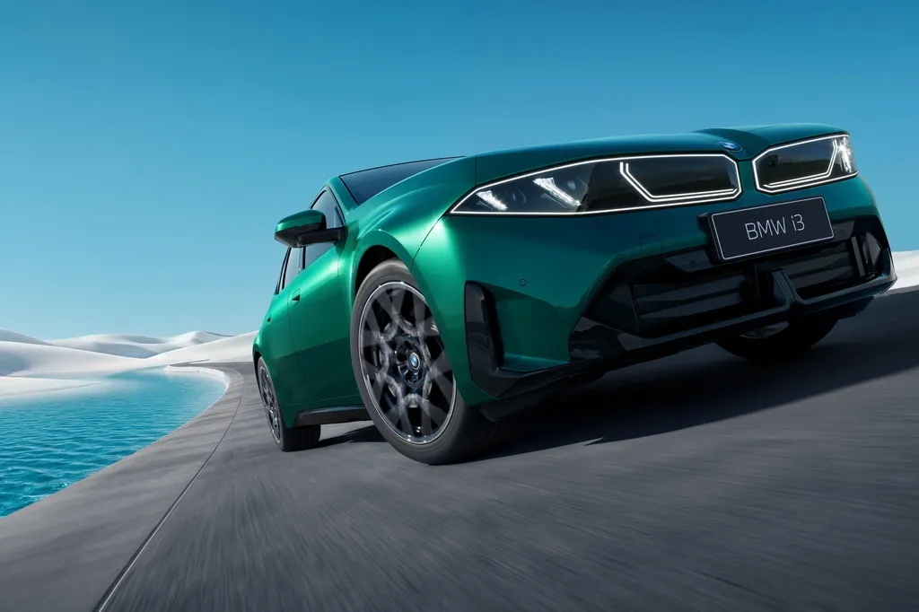 The BMW i3 traveled 1213 km on a single charge.